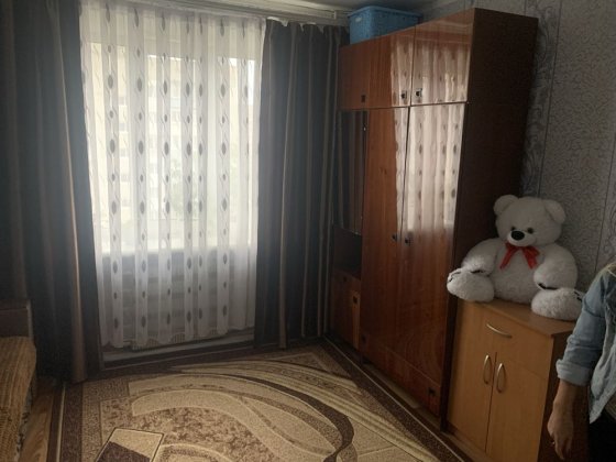 Продаж комфортної кімнати. М. Грушевського 171/Голлівуд. Меблі/побут. техніка у подарунок. Чернігів