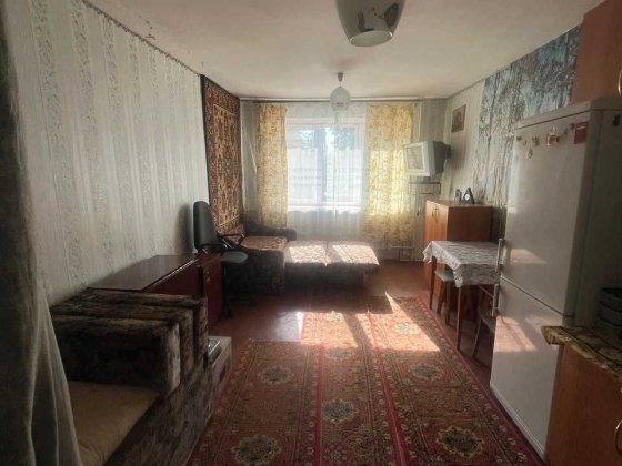 Продається кімната в гуртожитку ( р-н Сіверського) Чернігів