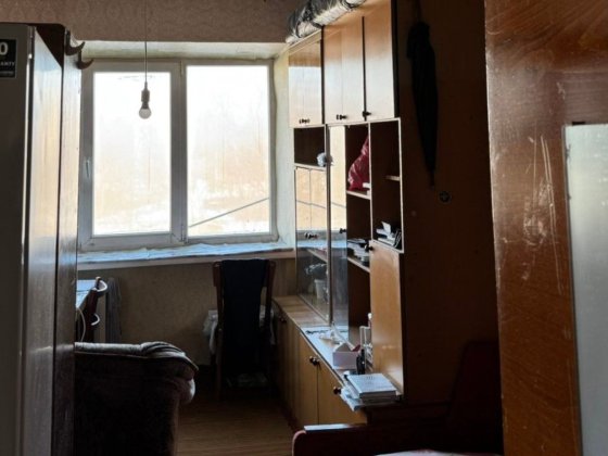 Продам недорого приватизовану кімнату в гуртожитку Днепр