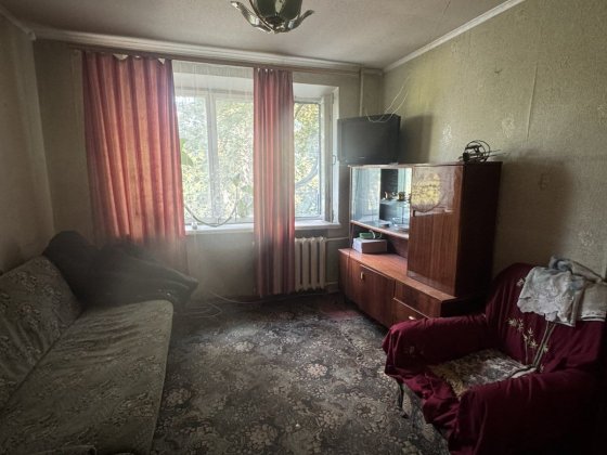 Продаётся комната  в общежитии ул. Пархоменко. Запорожье