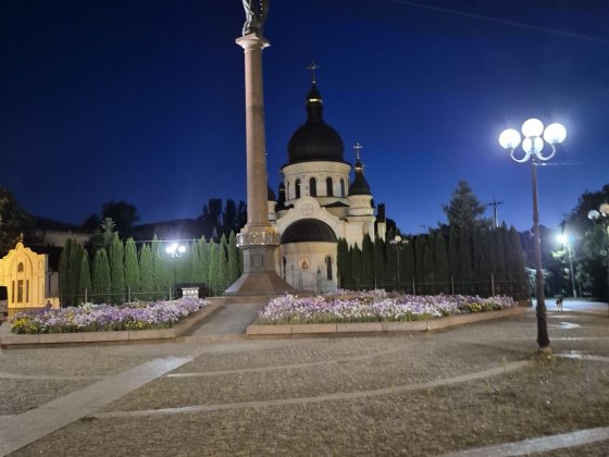 Продам кімнату (частку) в трикімнатні квартирі центр. Кропивницький
