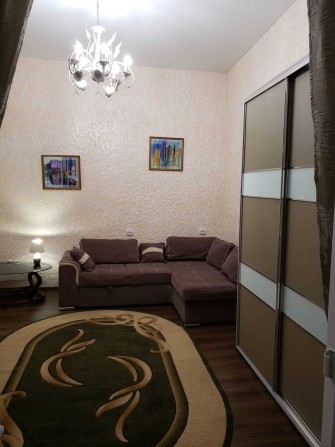 Продам 1 комнату в коммуне со своими удобствами, на Садовой, Центр - фото 1