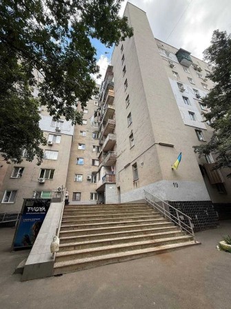 Срочно! Комната в коммуне 16 метров 6 700 с оформлением - фото 1