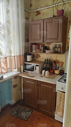 AndS1  Продам 1 кімнату в 2х кімнатній квартирі, ХТЗ, вул. 12 Квітня 8 - фото 1