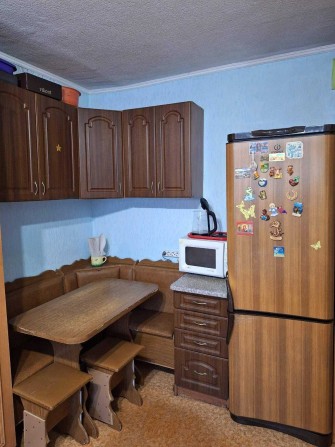 Продам комнату  по Соича 2 , метро Завод  Малышева 2 минуты пешком! - фото 1