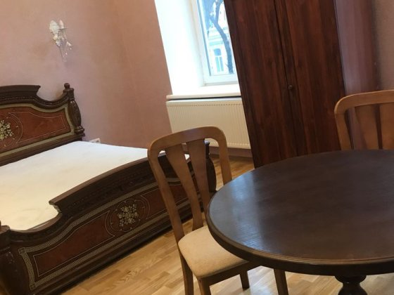 Продам комнату в комуне с ремонтом соборная площадь Одеса