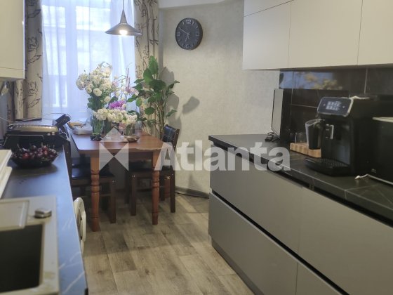 Продам 3 комнаты в коммунальной квартире в Центре города Одеса