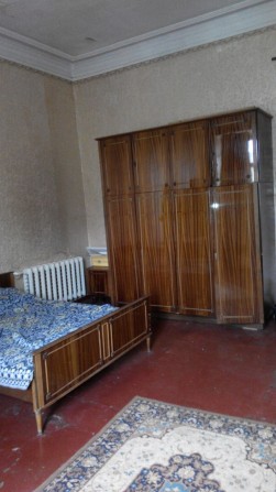 Продам комнату в коммунальной квартире в центре - фото 1