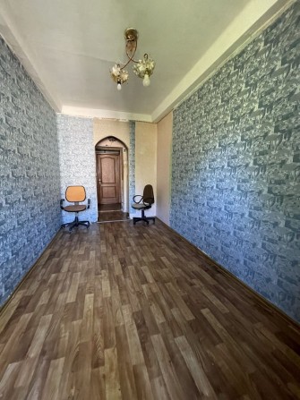 Продам кімнату в комунальній кврртирі на Варненській - фото 1