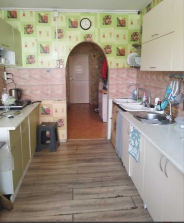 Продажа 2 комнаты в коммуне на Балковской - фото 1