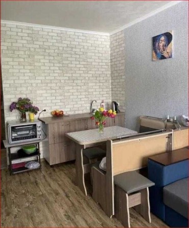 1к квартира гостинного типа, 15 минут метро Индустриальная - фото 1