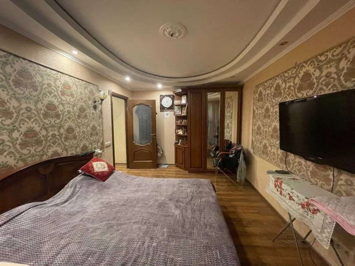 Продаж 3-к квартири вул. Олега Мудрака 23б - фото 1
