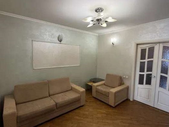 Продаж 1-к квартири вул. Максима Токарева 5 Киев