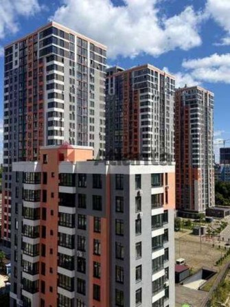Продаж 2-к квартири вул.  Автозаводська 72б - фото 1