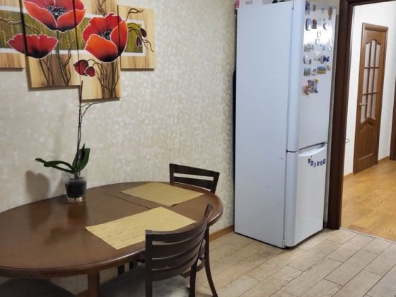 Здача 2-кв м. Бориспіль  з 1.10.26 УКРИТТЯ  м.Бориспіль вул. Головатого 77-б Газ плита
