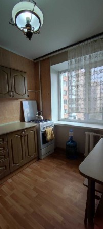 Здається 2-х кімнатна квартира, вул. Героїв Небесної Сотні 15, центр Броварів. - фото 1