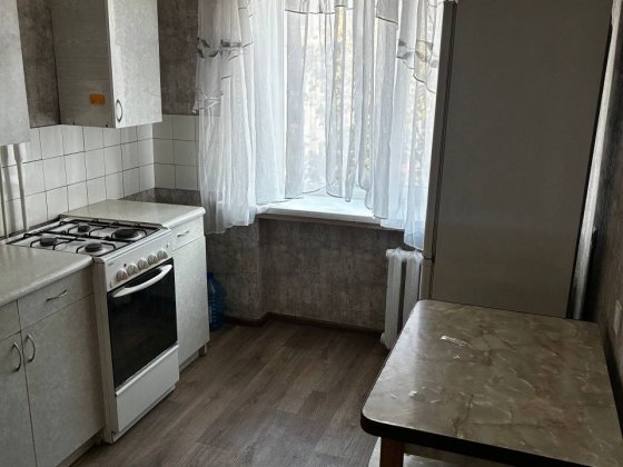 Оренда 2к квартири.  вул. Малишка 31А. Метро Чернігівська. Киев