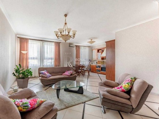 Оренда Квартира Київ Печерськ 3 кімнати 100 м² вул. Шота Руставелі 44 2 спальні Автономність 2 санву
