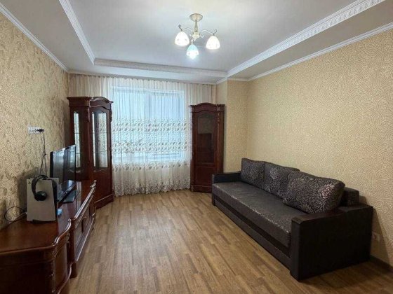 Оренда 1-ної квартири, Центральна частина міста (Шевченка 103).