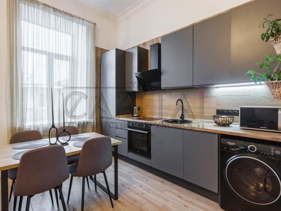 Оренда 5к квартири, вул. Костянтинівська, Поділ
