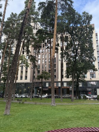 Здається затишна євро 3 кімнатна на середньому поверсі- укомплектована. Центр.Газ є. Вид на парк. Те - фото 1