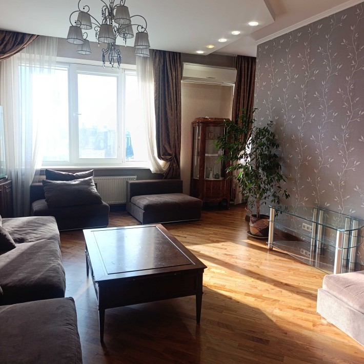 Оренда 3-кімнатної квартири за адресою Тютюнника, 5-в, в центрі Києва - фото 1