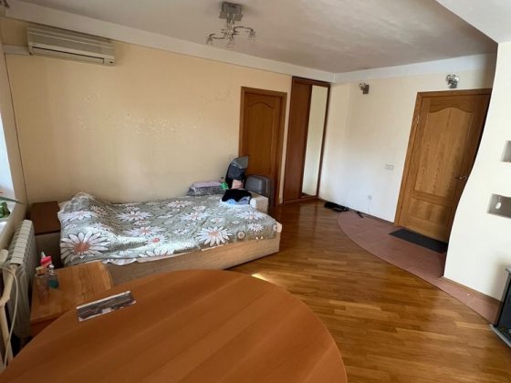 Здам 2-х кімнатну квартиру. 2 хв.до метро КПІ Киев