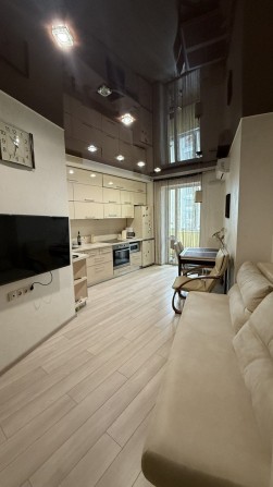 Оренда Євродвушки з авторським ремонтом  в центрі - фото 1
