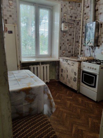 Здам затишну 1-к квартиру, 17 квартал. 2 поверх, ГАЗОВА КОЛОНКА! - фото 1