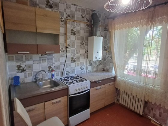 Здам 1 кімн Соцмісто Автовокзал поряд 2поверх з меблями і технікою Кривой Рог