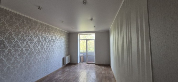 Аренда 2-кімн. кв. на 9 лікарні, 55 кв.м, 3 поверх - фото 1