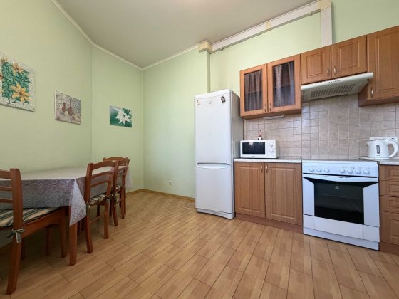 Оренда 1-к квартири 56 кв.м.,  вул. Чорновола 2, Шевченківський р-н
