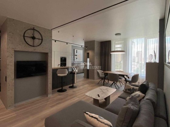 Оренда ексклюзивної 3-кімнатної квартири в ЖК Richmond 120 м²вул. Джона Маккейна  Печерськ м. Звірин
