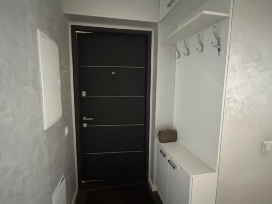 Від власника БЕЗ КОМІСІЇ стильна 2-кімнатна квартира з панорамним видом на ліс і місто