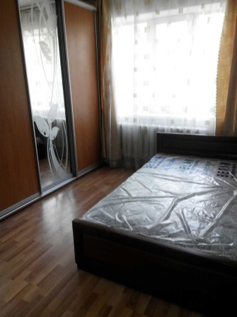 Здам квартиру Оболонь, 7хв.від метро,ГАЗ.Низький поверх,без комісійних - фото 1