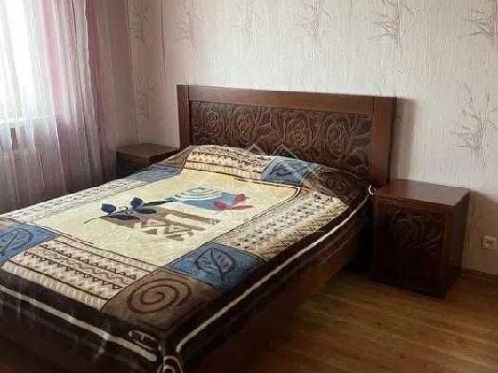 Оренда гарної 4-х кімнатної квартири на Вечірньому з автономним опаленням. Кривий Ріг