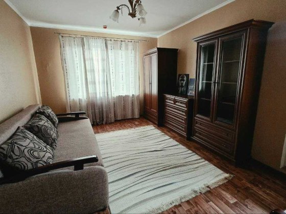 Власник! Без комісії! 2-кім.72 м²  Генератор  м. Позняки,Осокорки вул. Урлівська, 24 Киев