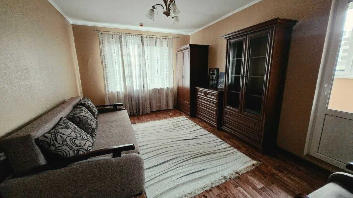 Власник! Без комісії! 2-кім.72 м²  Генератор  м. Позняки,Осокорки вул. Урлівська, 24 - фото 1
