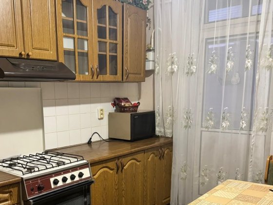 Здається двохкімнатна на Раково болгари Хмельницький