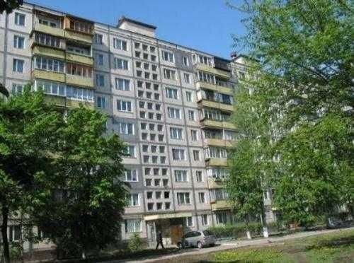 Найближчі станції метро Іподром, Теремки. вул. Лятошинського 4 а - фото 1