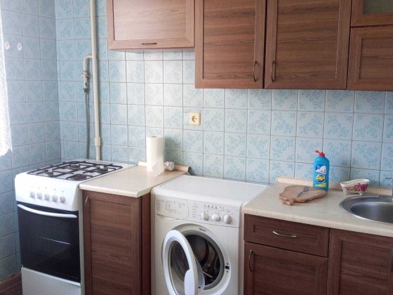 Здається 2-кімн. квартира біля метро Героїв Дніпра Киев
