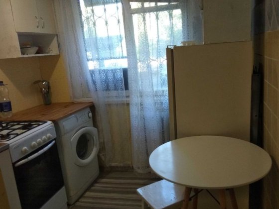 Здається 3 кімната квартира на першому поверсі Черкаси