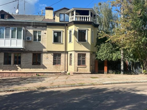 Оренда дворівнева квартира в самому центрі міста Житомир