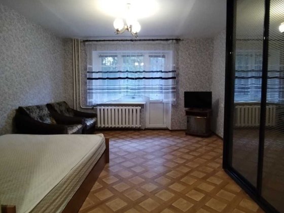 Здам 2кім. квартиру . 12 квартал Днепр