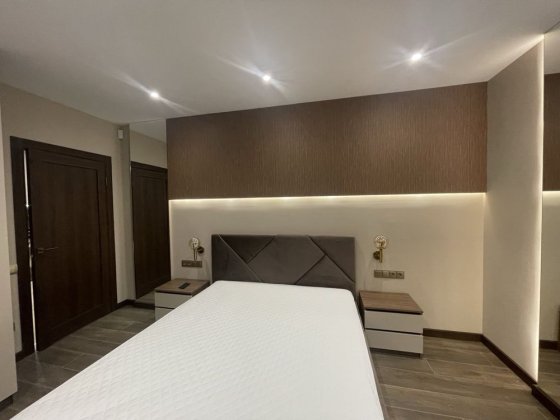 Оренда СУЧАСНОЇ кв. 65 m² ЖК « Семицвіт ». Вул. Шевченка 60. До центру 15 хв ходьби Львов