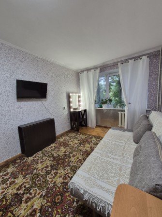 Оренда 3к.кв.на вул. Бочарова, поруч з парком - фото 1