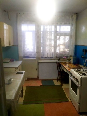 ОРЕНДА  1 кімнатної квартири Інгульский район Космонавтів,поруч Баштанський ринок 5/9 ,40\18\10,2 ба - фото 1