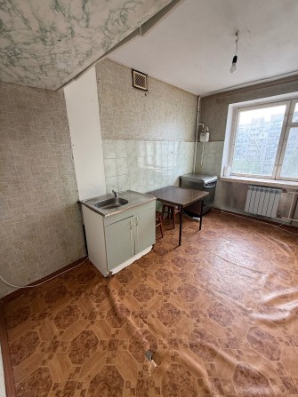 3 к/к в Жовтневому, без меблів. 3500 грн - фото 1