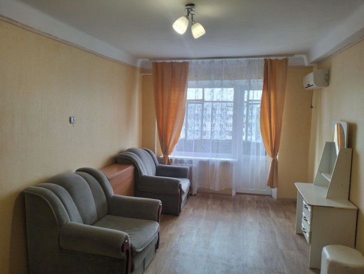 Сдаю 1-к квартиру 9/9 ,уд.Героев 93 бригады. - фото 1