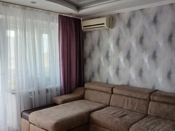 оренда 2х кімнатної квартири . 4 й Южний мкрн Запоріжжя
